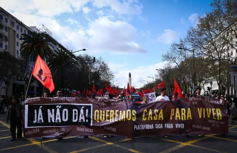 Manifestação contra a crise da habitação em Lisboa